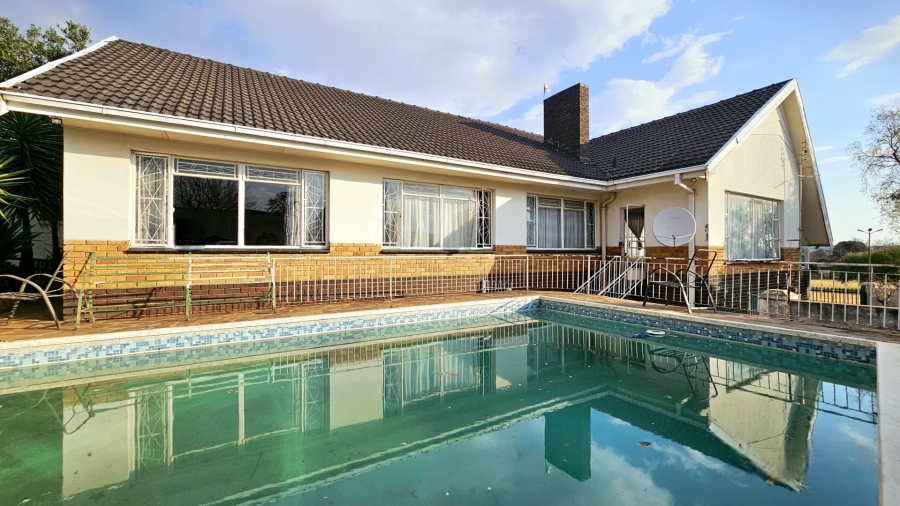 3 Bedroom Property for Sale in Generaal De Wet Free State